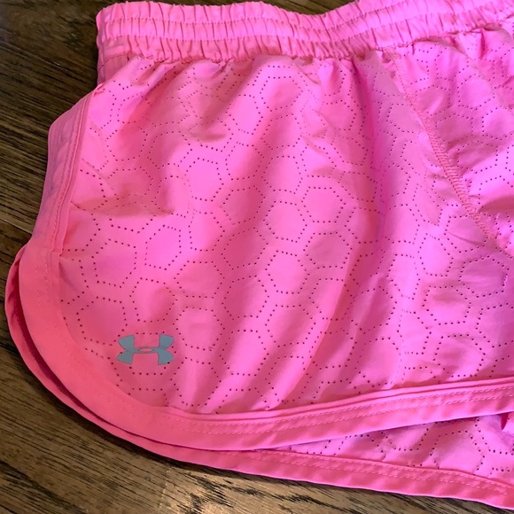 Under Armour Pants - 🎉🌹HOST PICK🌹🎉UA shorts